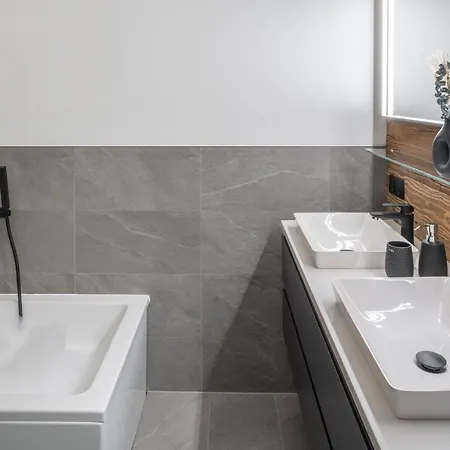 Rivervista By Mi_vida Apartment *